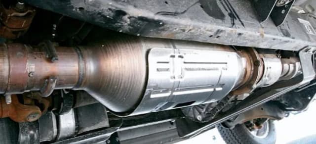 Czy usunięcie DPF naprawdę zwiększa moc silnika? Sprawdź skutki.