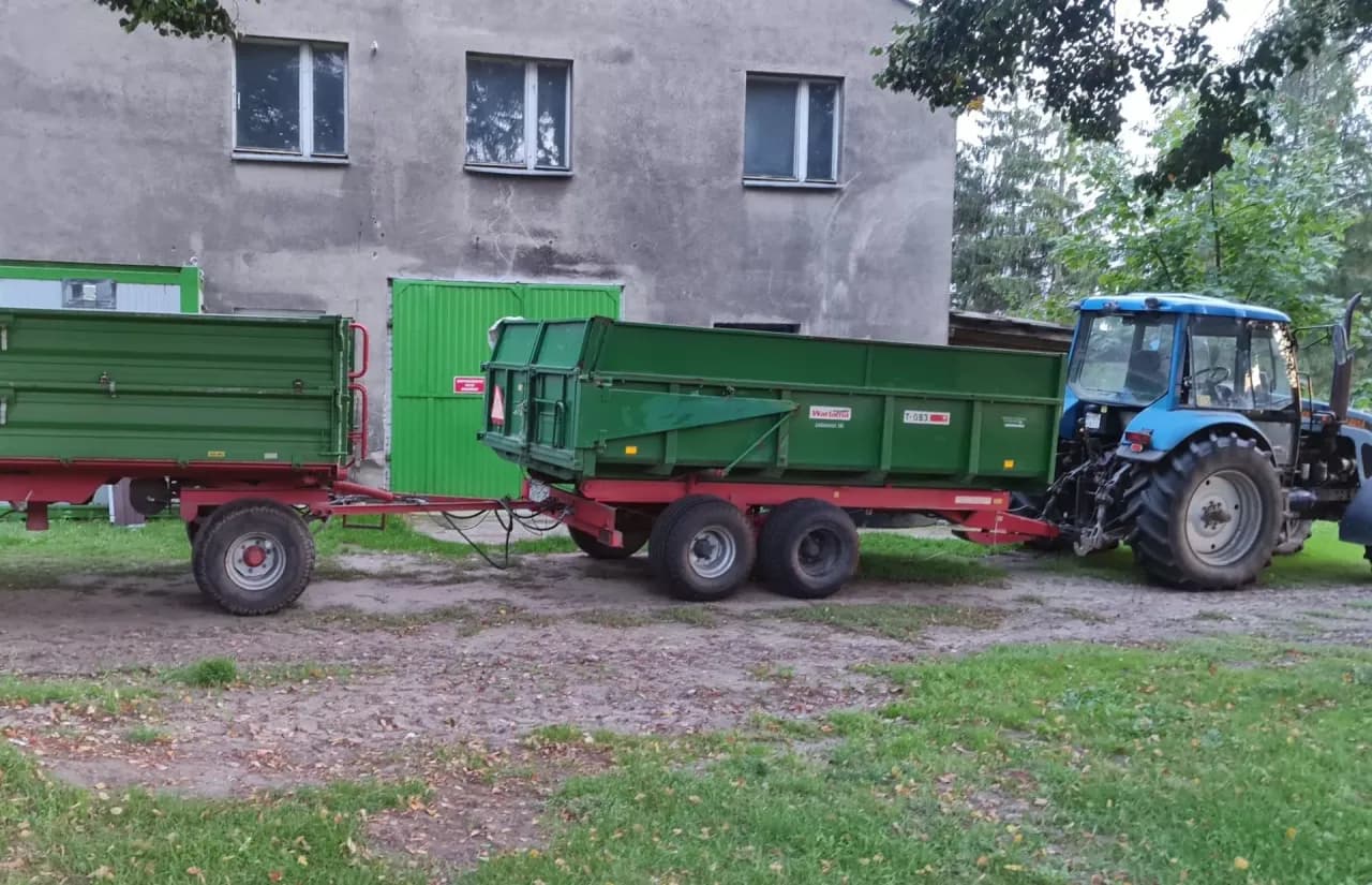 Czy na kat C można jeździć ciągnikiem z przyczepą? Sprawdź przepisy!