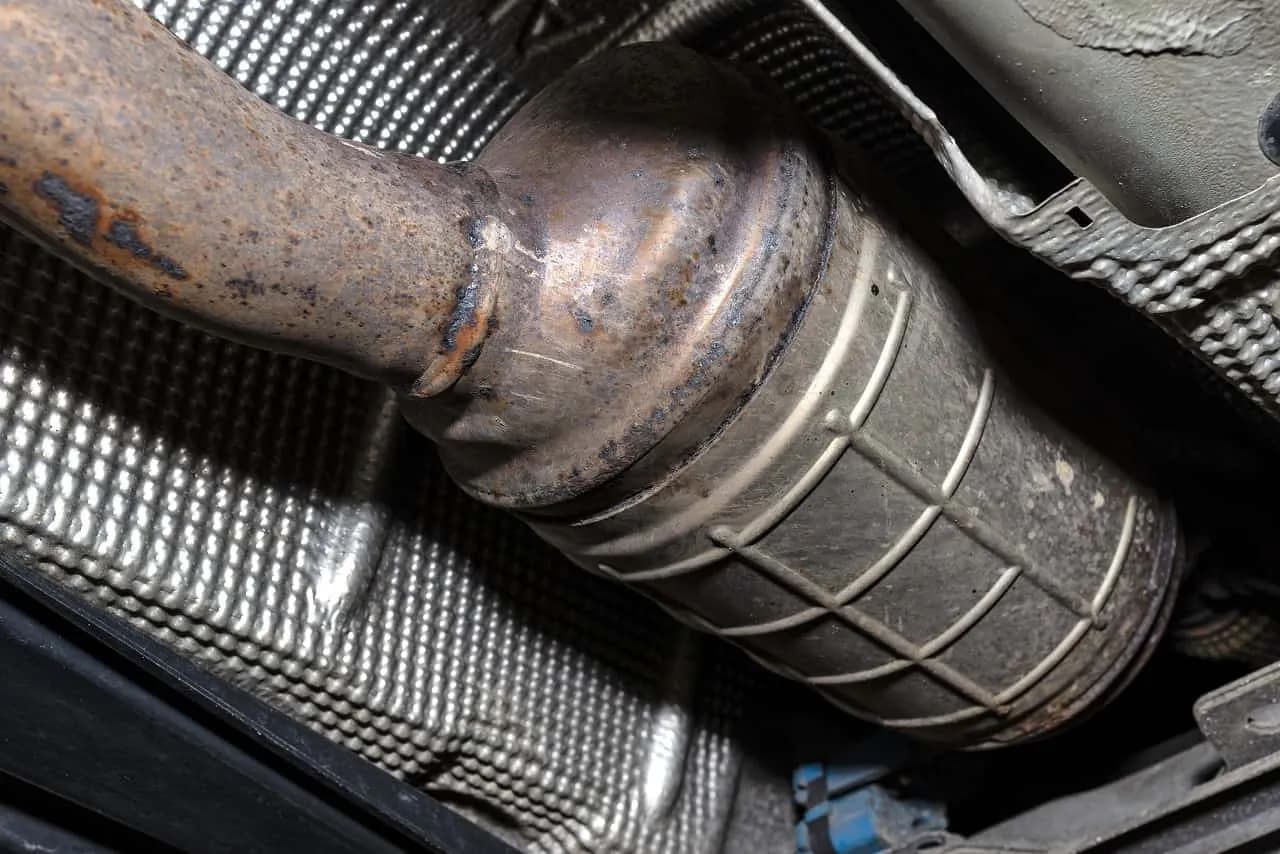 Jak usunąć DPF i uniknąć problemów z prawem oraz wydajnością?