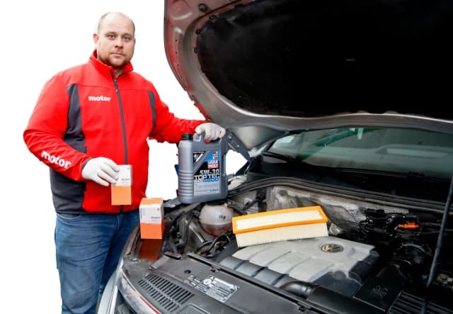 Czy przy wymianie oleju trzeba wymienić filtr? Oto ważne informacje