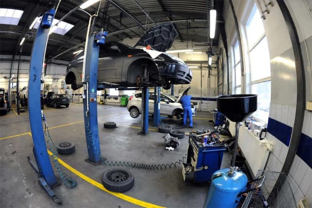 Jak założyć warsztat mechaniczny i uniknąć najczęstszych błędów