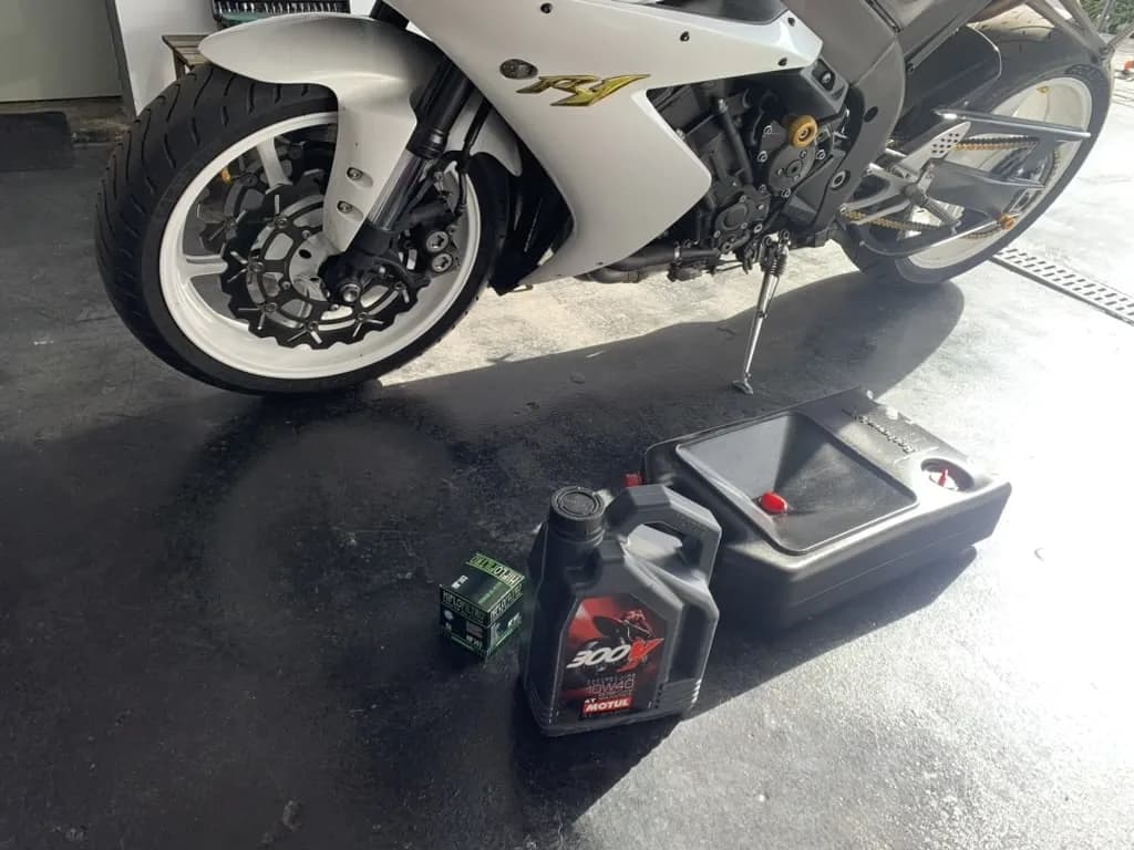 Olej Motul 5100 – idealny wybór dla Twojego motocykla 10W40