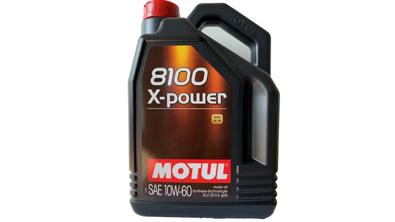 Motul 10W60 - najlepszy olej do silników sportowych i wyścigowych