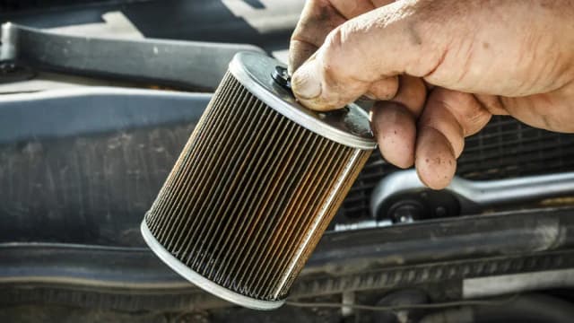 Wymiana oleju jakie filtry - uniknij kosztownych błędów w serwisie