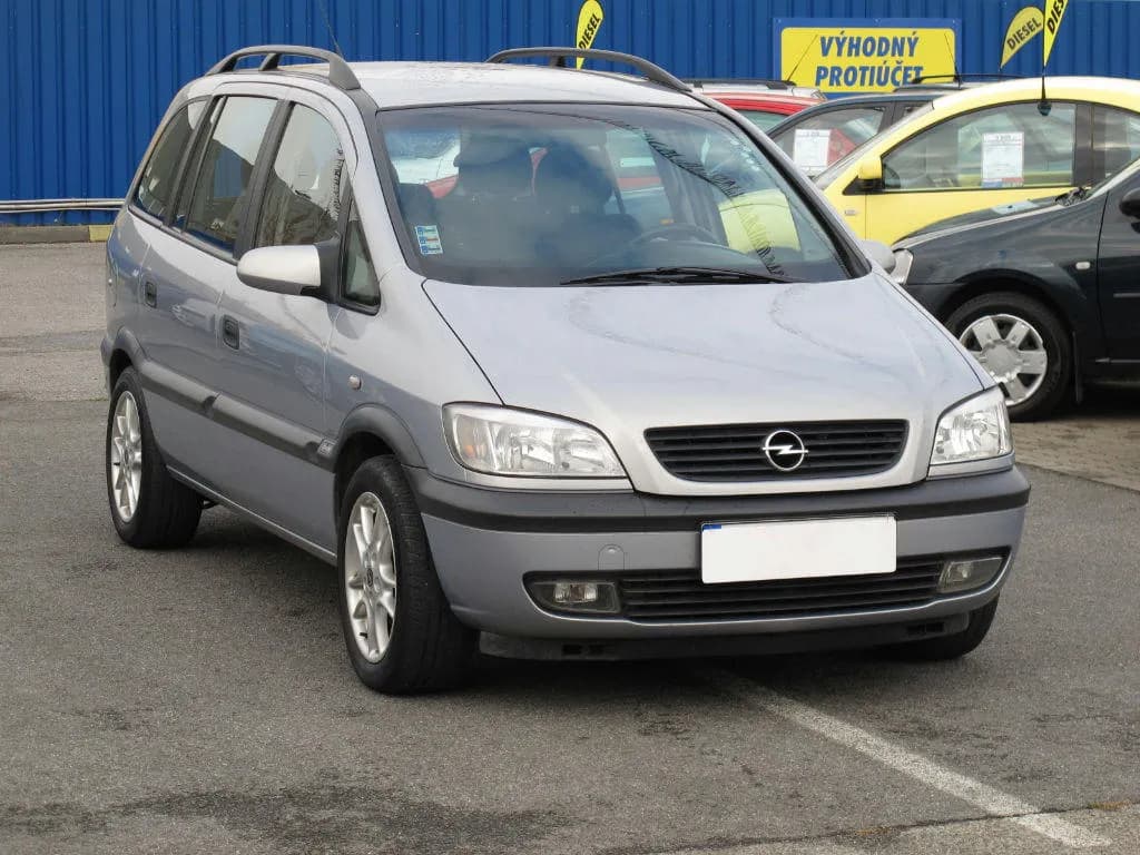 Ile pali Opel Zafira 1.8 benzyna? Sprawdź, co musisz wiedzieć